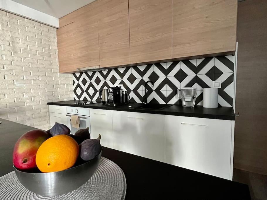 Smart Apartment Ogrodowa Варшава Экстерьер фото